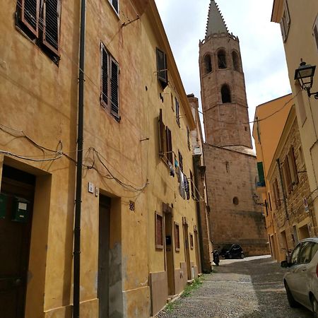 Casa Vacanza Il Campanile Alghero Exterior foto